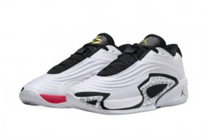 Men's Luka 3 Shoe In White/black/red Orbit/metallic Gold