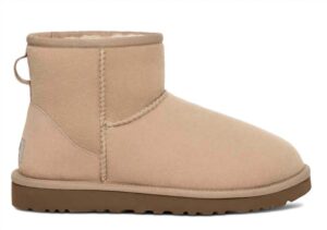 Women's Classic Mini Ii Boot In Sand