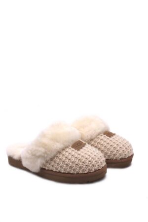 Women's Cozy Sweater-Knit Slipper In Cream