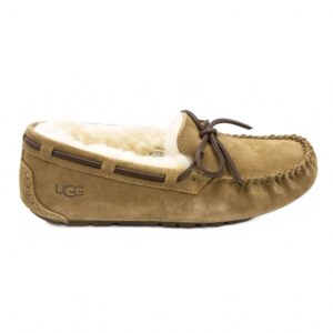 Women's Dakota Moccasin Slippers In Chestnut