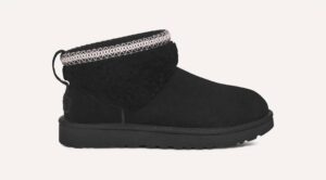 Women's Ultra Mini Maxi Curly Boot In Black
