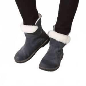 Women's Uppsala Shearling Boots In Graphite/natural