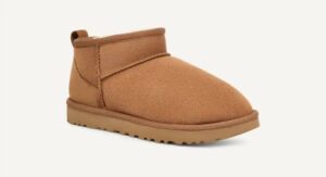 Women's Classic Ultra Mini Boot In Chestnut