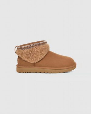 Women's Classic Ultra Mini Maxi Curly Boot In Chestnut