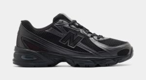 740 Mens Running Shoes (Black/Cement Grey)
