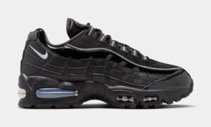 Air Max 95 Womens Running Shoes (Black/Reflect Silver/White/Metallic Silver)