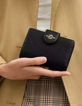Coach Medium Corner Zip Wallet - Image 2