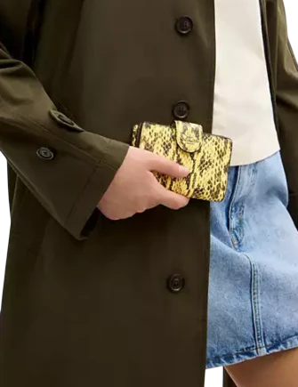 Coach Medium Corner Zip Wallet - Image 2
