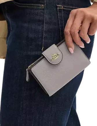 Coach Medium Corner Zip Wallet - Image 3