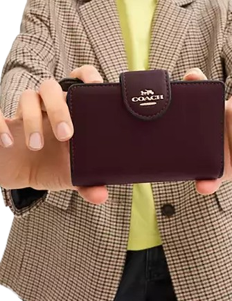 Coach Medium Corner Zip Wallet - Image 2