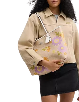 Coach City Tote Bag In Signature Canvas With Floral Print - Image 4