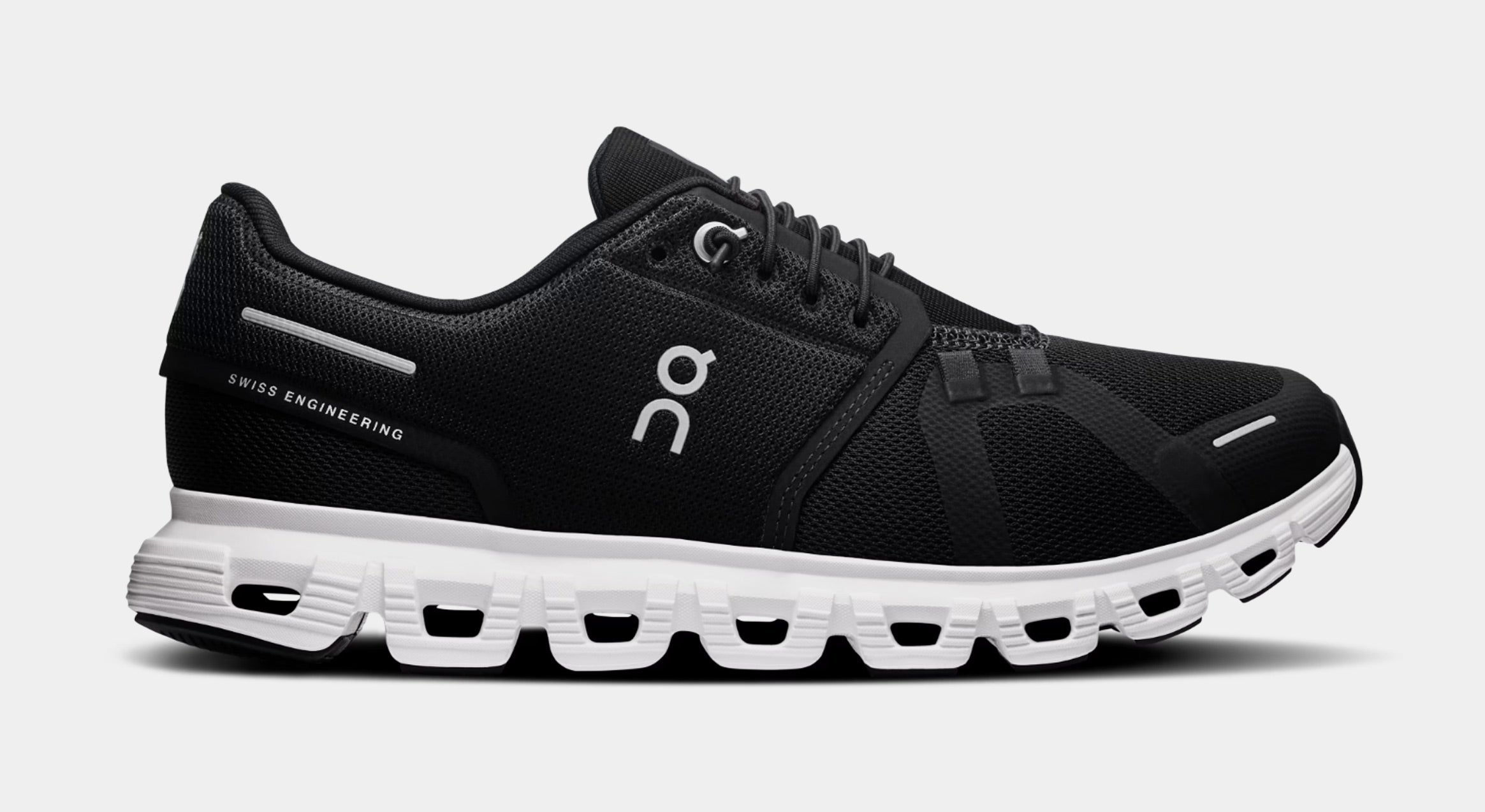 Cloud 6 Womens Running Shoes (Black/White)