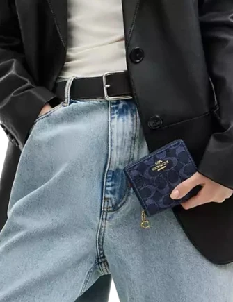 Coach Snap Wallet In Signature Chenille - Image 2