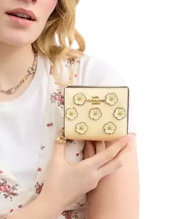 Coach Snap Wallet With Floral Applique - Image 2