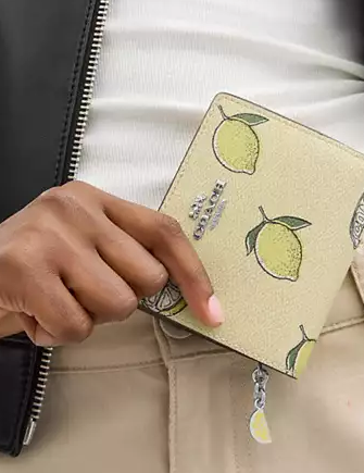 Coach Snap Wallet With Lemon Print - Image 3