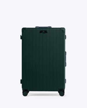 Check-In: All-In-One 28"