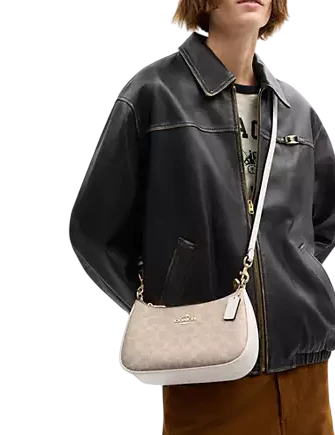 Coach Teri Shoulder Bag In Signature Canvas - Image 3
