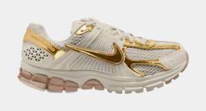 Zoom Vomero 5 Womens Running Shoes (Light Orewood Brown/Metallic Gold/Hemp)