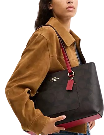 Coach Station Tote Bag In Maxi Signature Canvas - Image 4