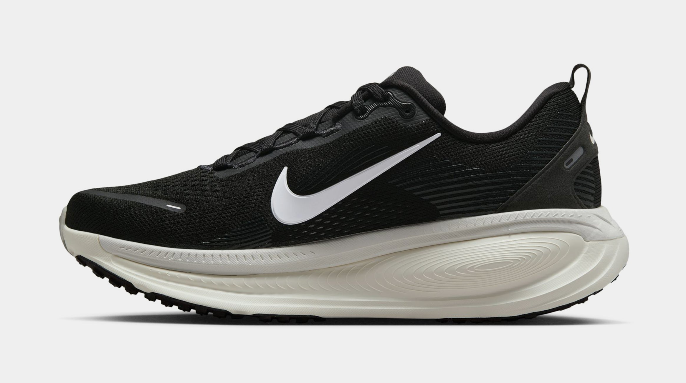 Vomero 18 Mens Running Shoes (Black/Coconut Milk/Light Iron Ore/Summit White) - Image 3