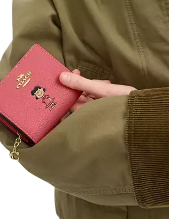 Coach X Peanuts Snap Wallet With Lucy - Image 2
