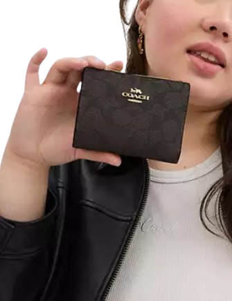 Coach Bifold Wallet In Signature Canvas - Image 2