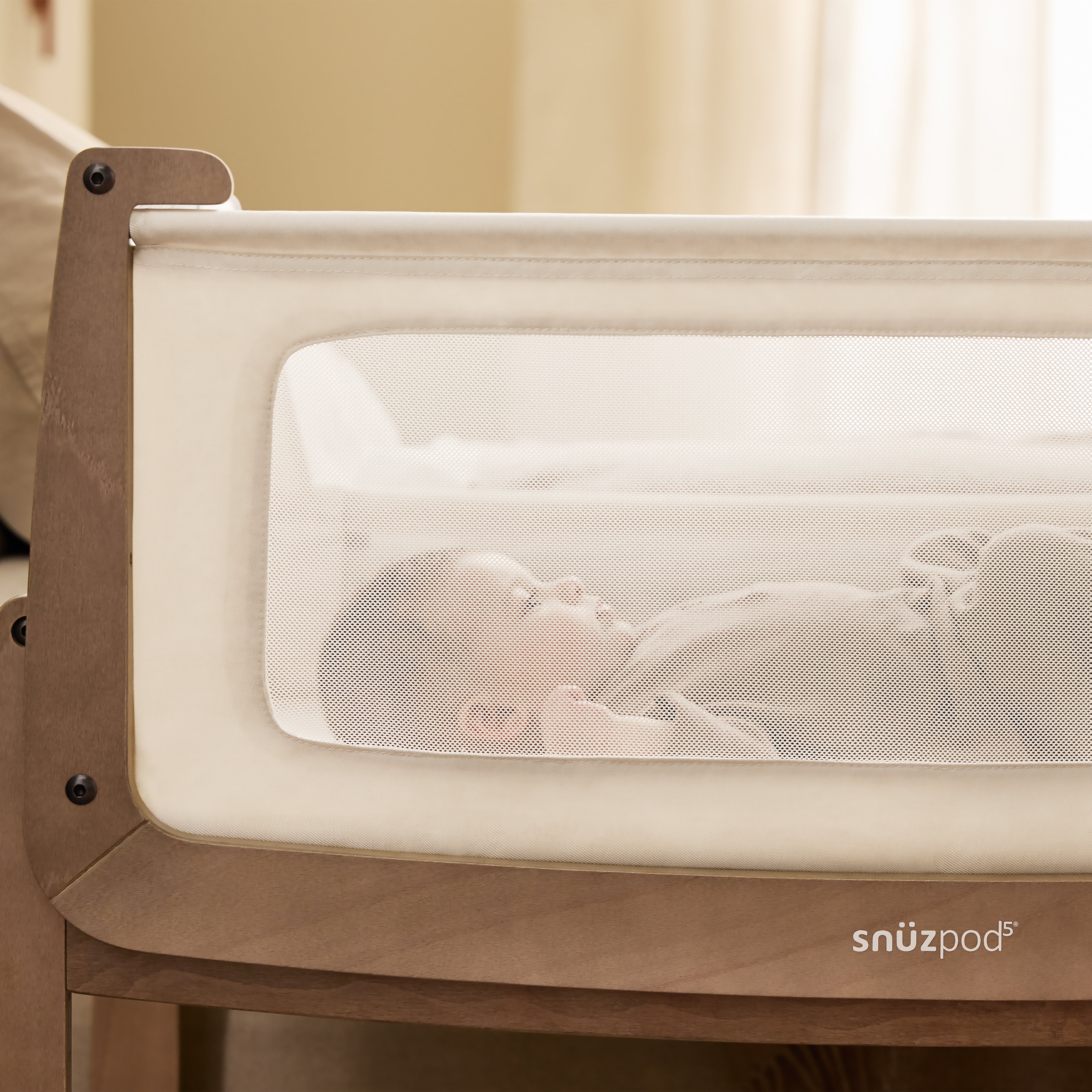 Snuz SnuzPod 5 Bedside Bassinet - Image 9