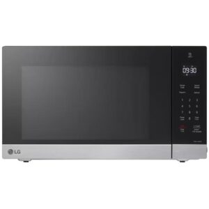 LG 22-inch, 1.5 cu. ft. NeoChef™ Countertop Microwave with Smart Inverter MSER1590S