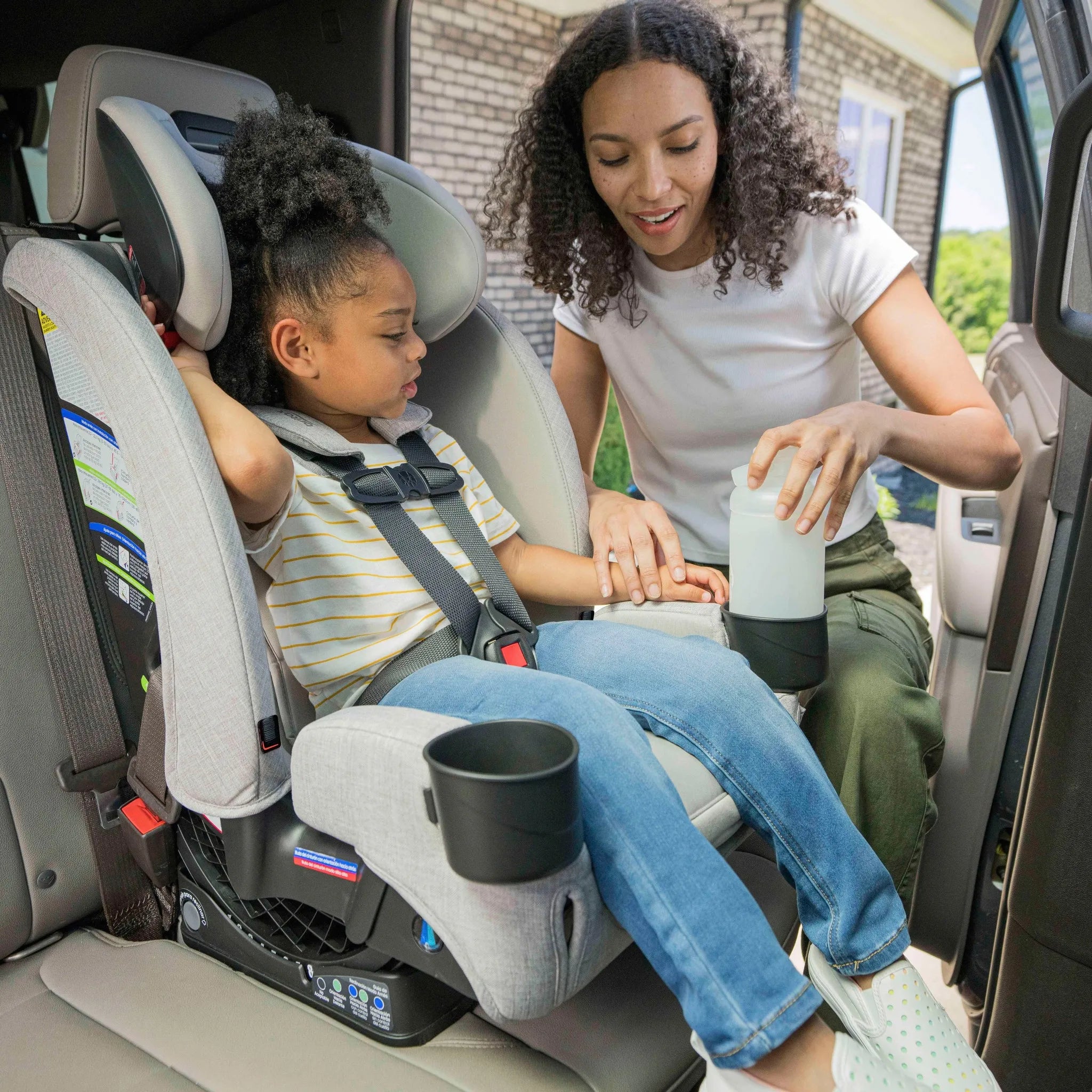 One4Life Slim All-in-One Convertible Car Seat - Raven Black - Image 13