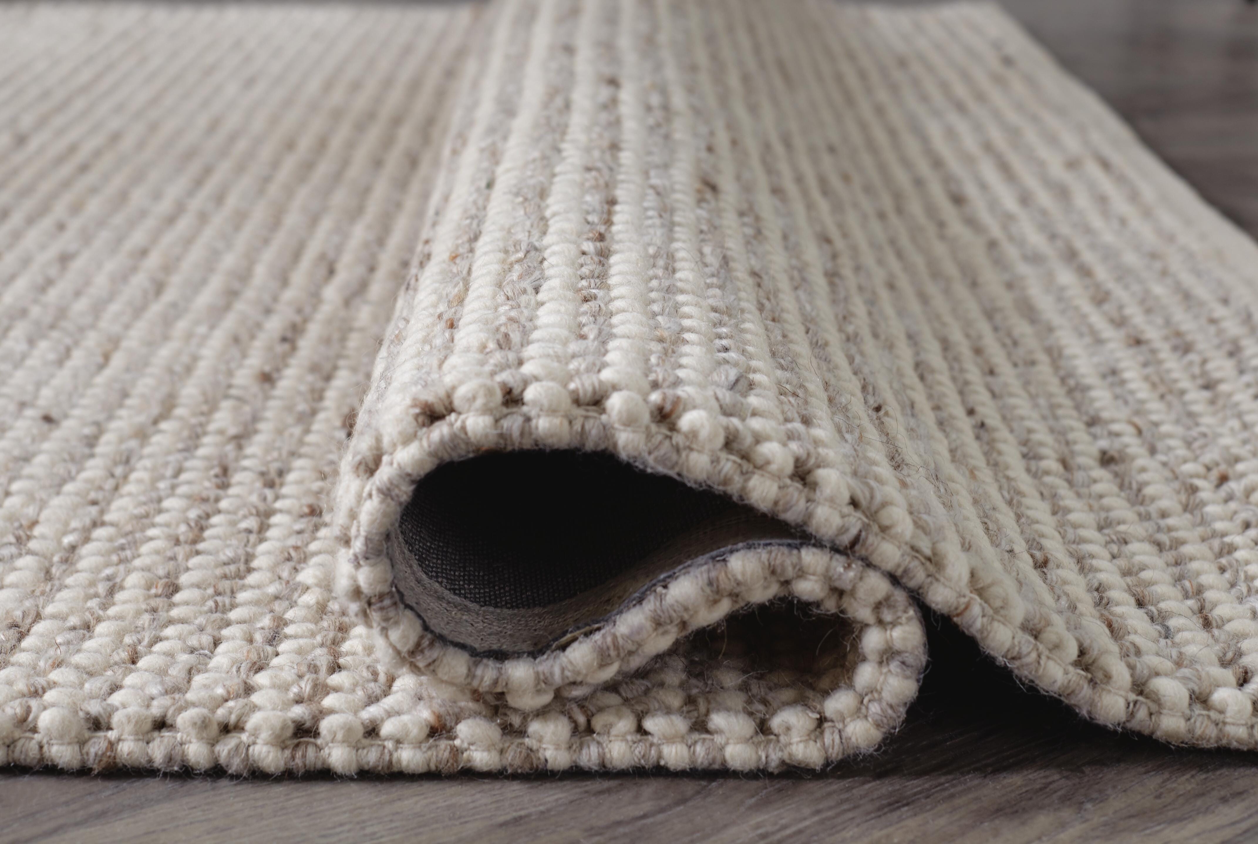 Jossick Large Rug - Image 4