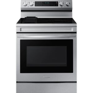 Samsung 6.3 cu. ft. Smart Freestanding ENERGY STAR® Certified Electric Range NE63D6711SR/AA