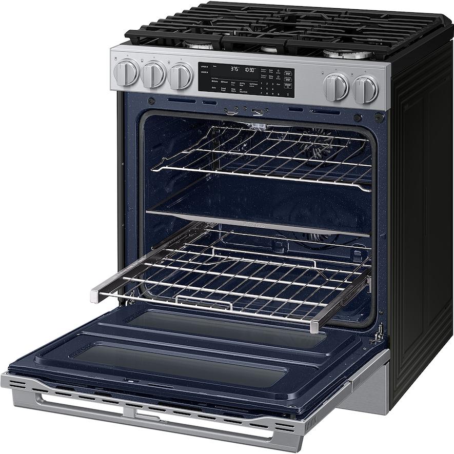 Samsung 30-inch, 6.0 cu. ft. Slide-in Gas Range with True Convection Technology NSG90H60DRAA - Image 4