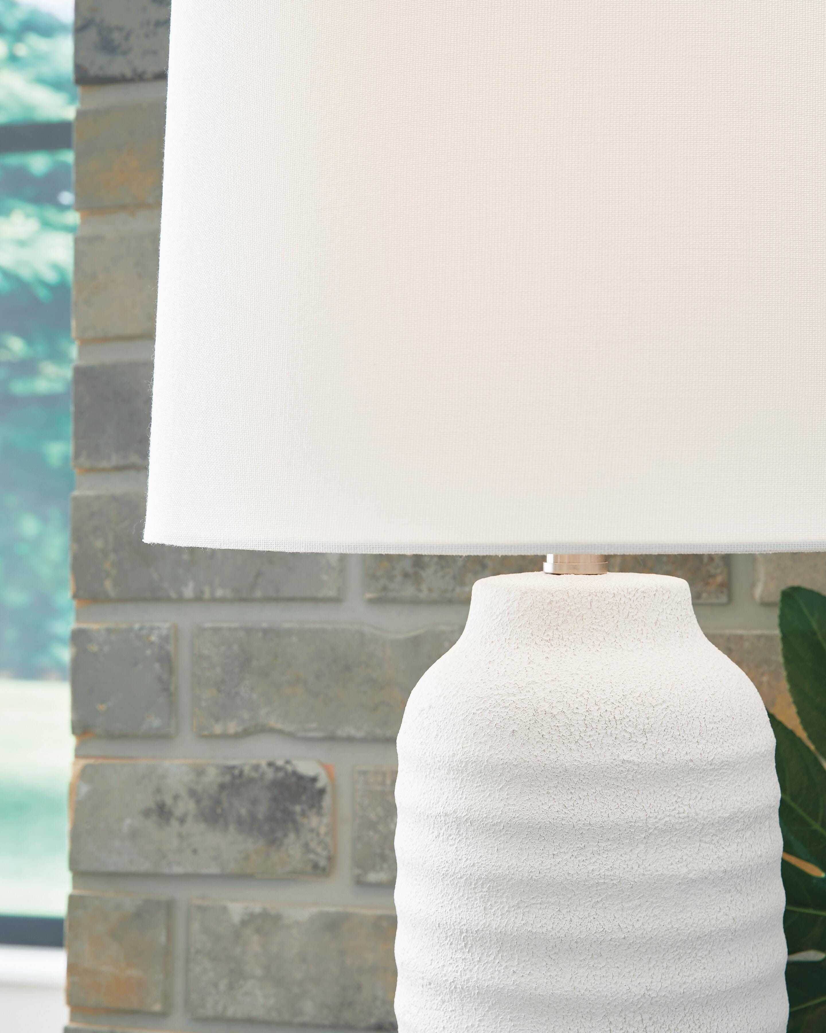 Vauville Poly Table Lamp (Set of 2) - Image 3