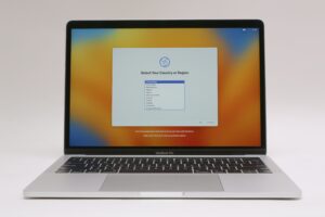 13" 2017, MacBook Pro, MPXX2LL/A, i5-7267U, 8GB, 256GB SSD