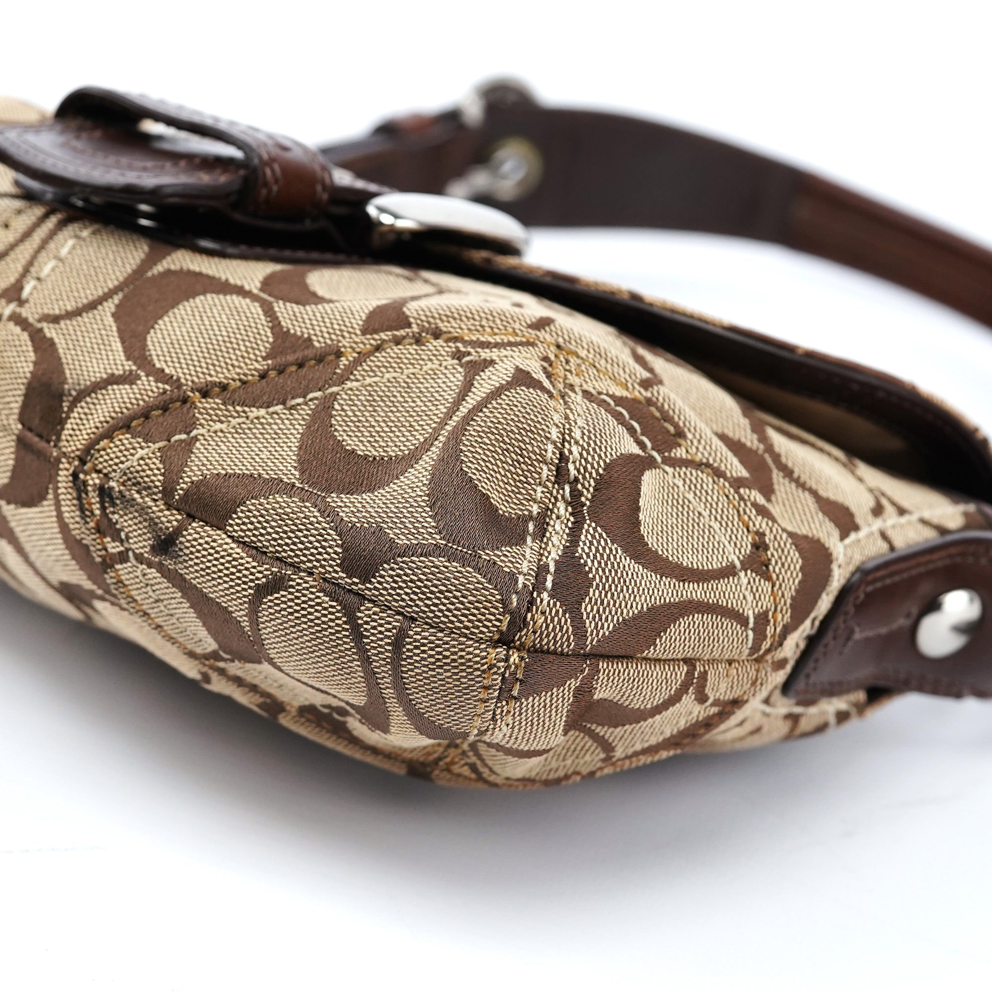 11860 Beige Brown Signature C Soho Shoulder Bag - Image 12