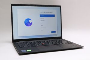 14" UHD+ Lenovo ThinkPad X1 Carbon Gen 10, i7-1270P, 32GB, 512GB SSD