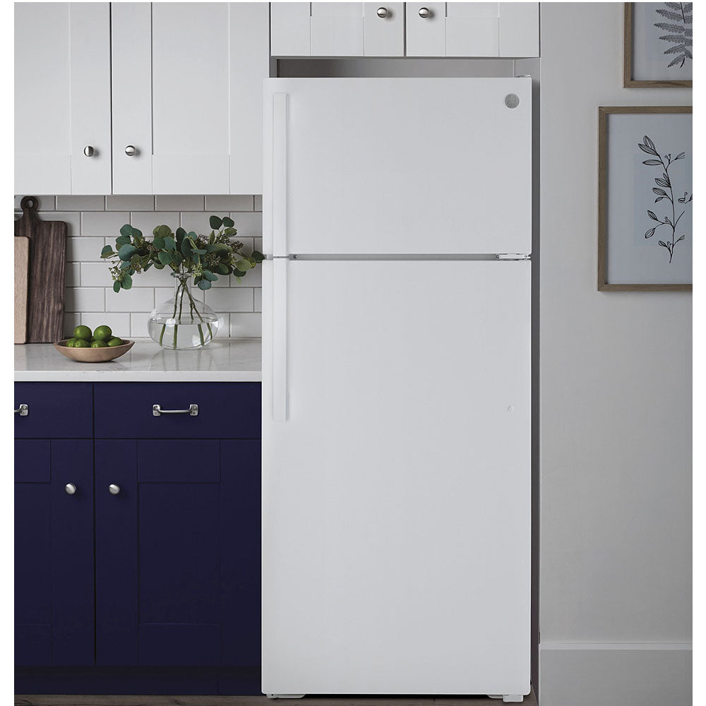 15.6 CuFt Top Freezer Refrigerator in White - Image 4