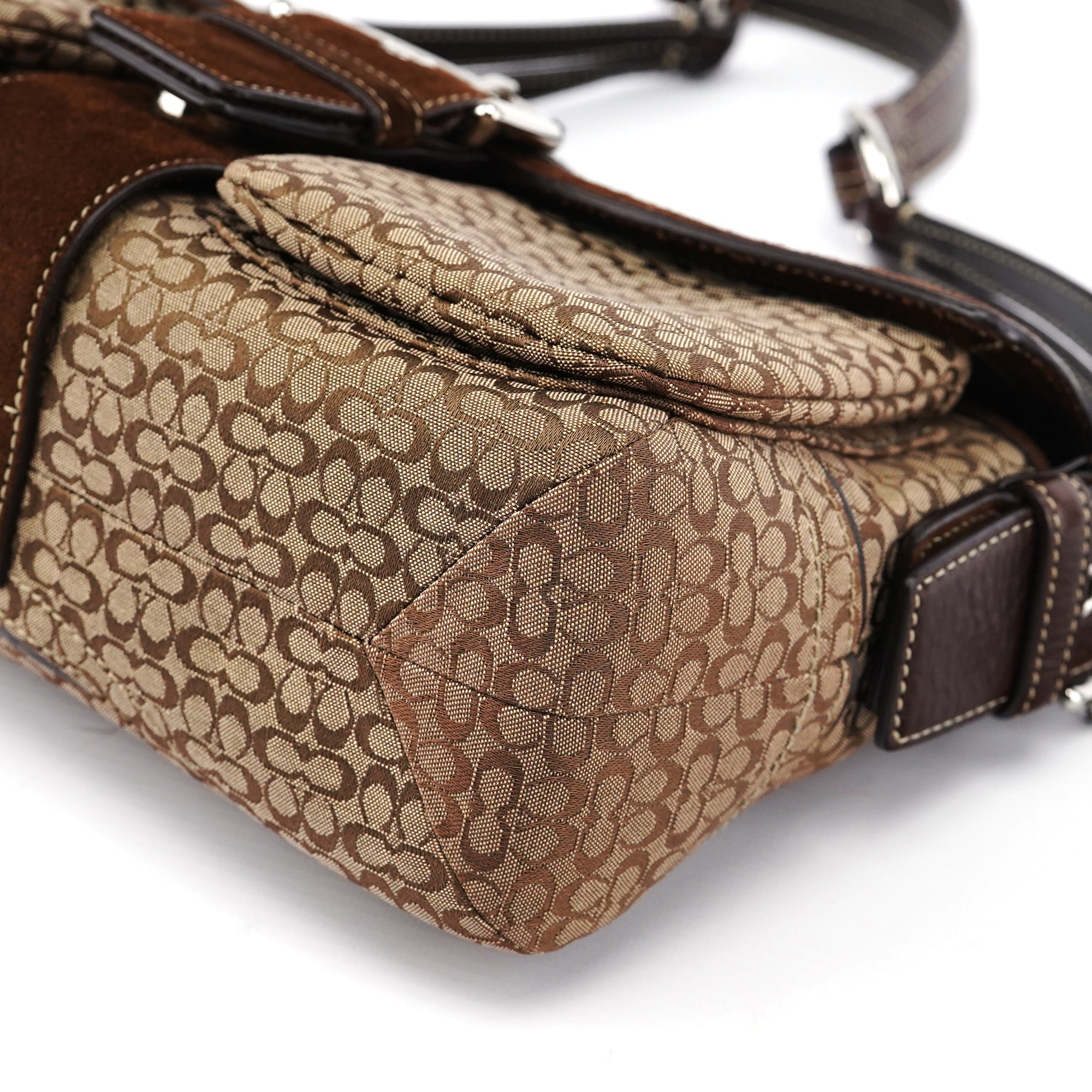 1463 Beige Suede Signature C Soho Shoulder Bag - Image 11
