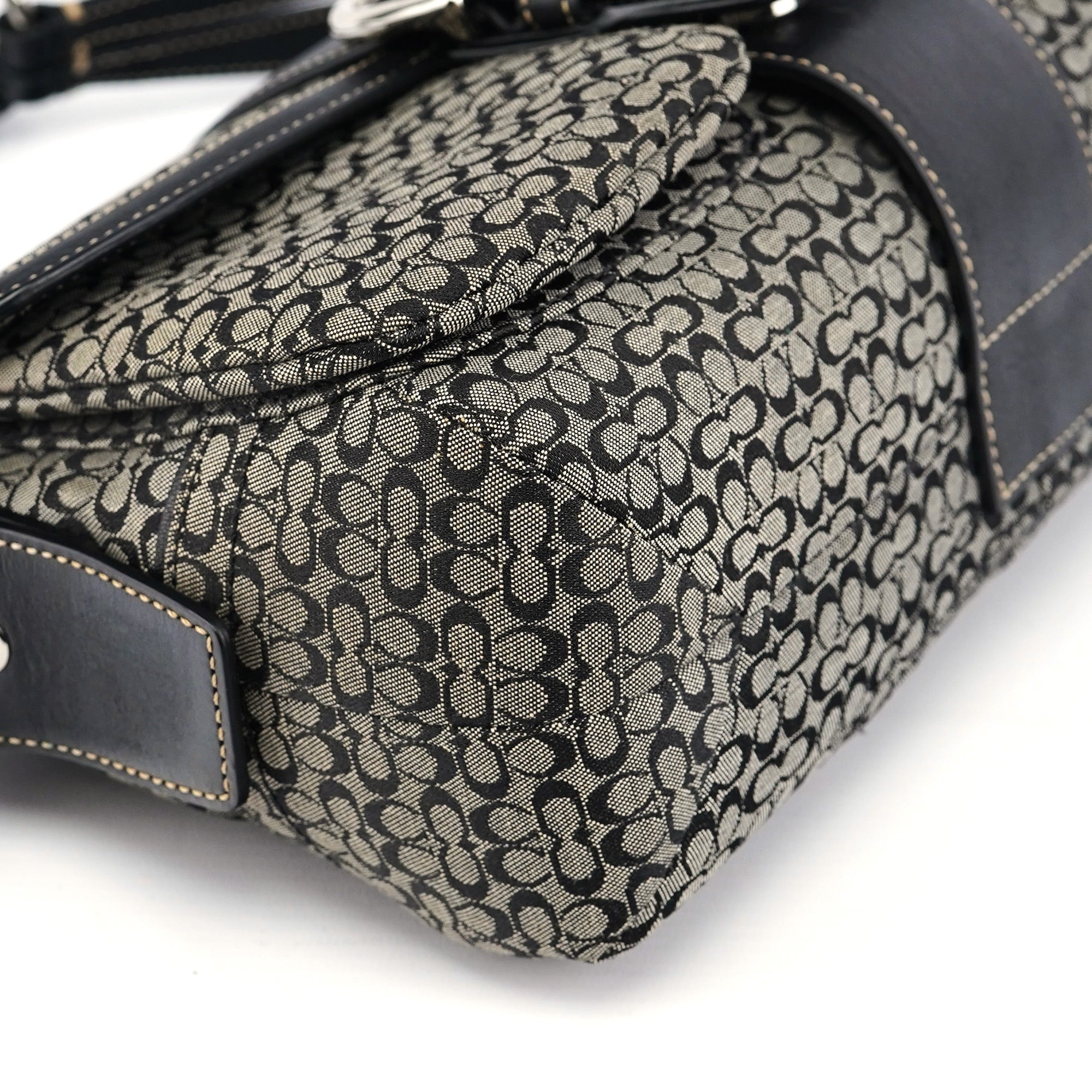 1463 Signature C Soho Shoulder Bag - Image 10