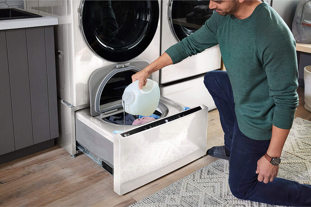 7.4 CuFt Smart Front Load Alpine White Electric Dryer with AI Sensing