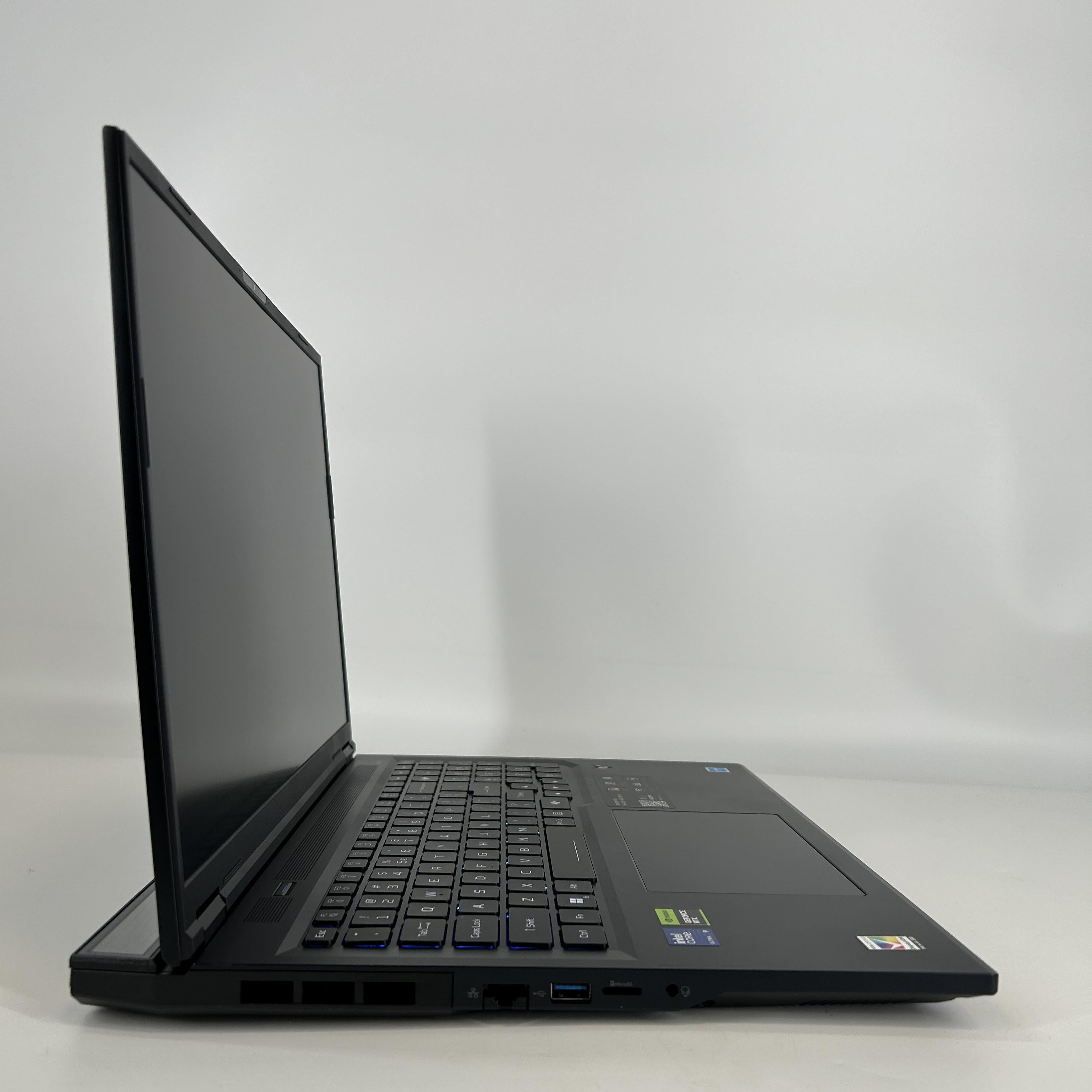Acer Predator Helios Neo 18 AI 18 Blue 2.7 GHz Intel Core Ultra 9 Series 2 64GB RAM 2TB Solid State Drive NVIDIA GeForce RTX 5070 Ti 12 GB - Image 2