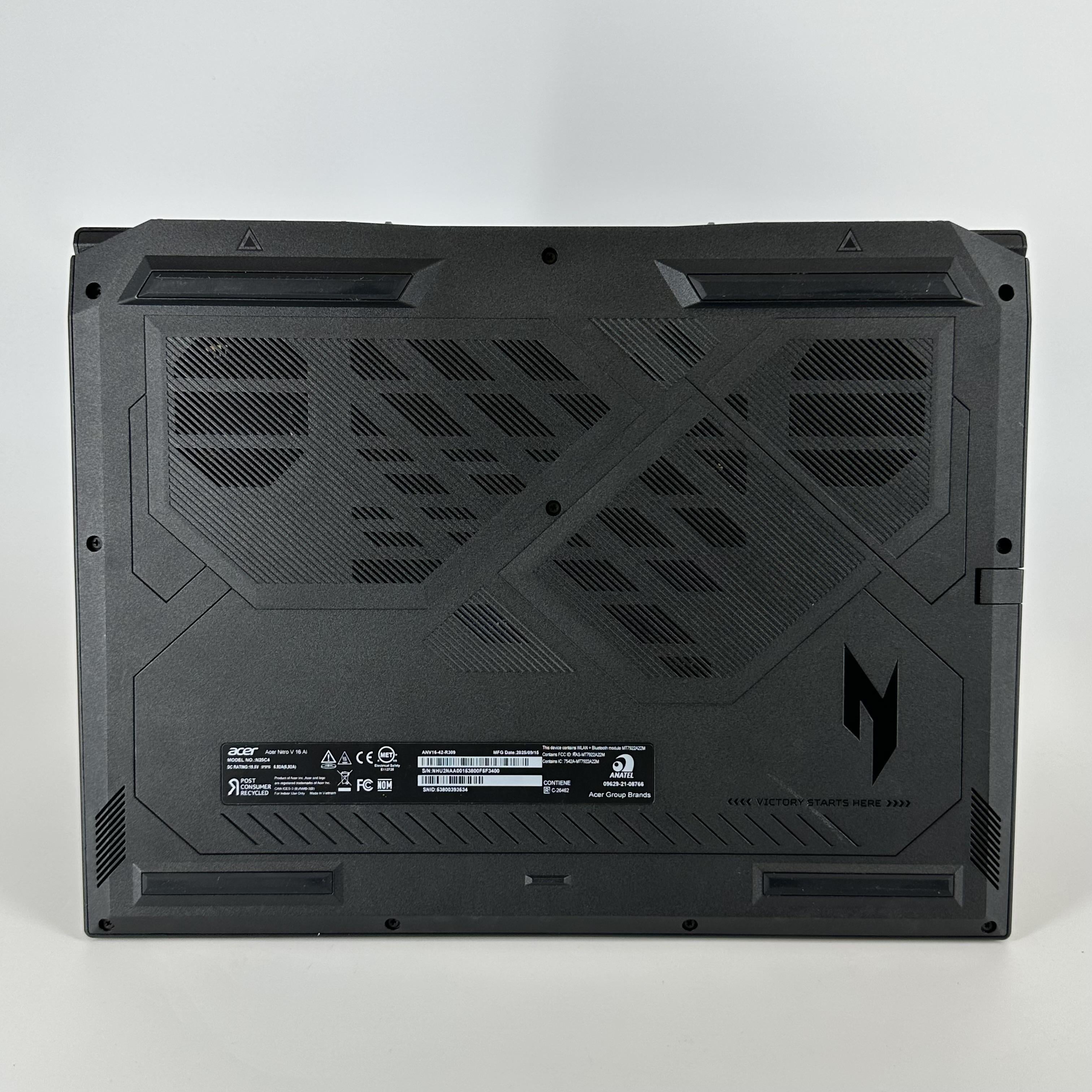 Acer Nitro V 16 Black 4.3 GHz AMD Ryzen 5 240 32GB RAM 512GB Solid State Drive NVIDIA GeForce RTX 5050 8 GB - Image 8