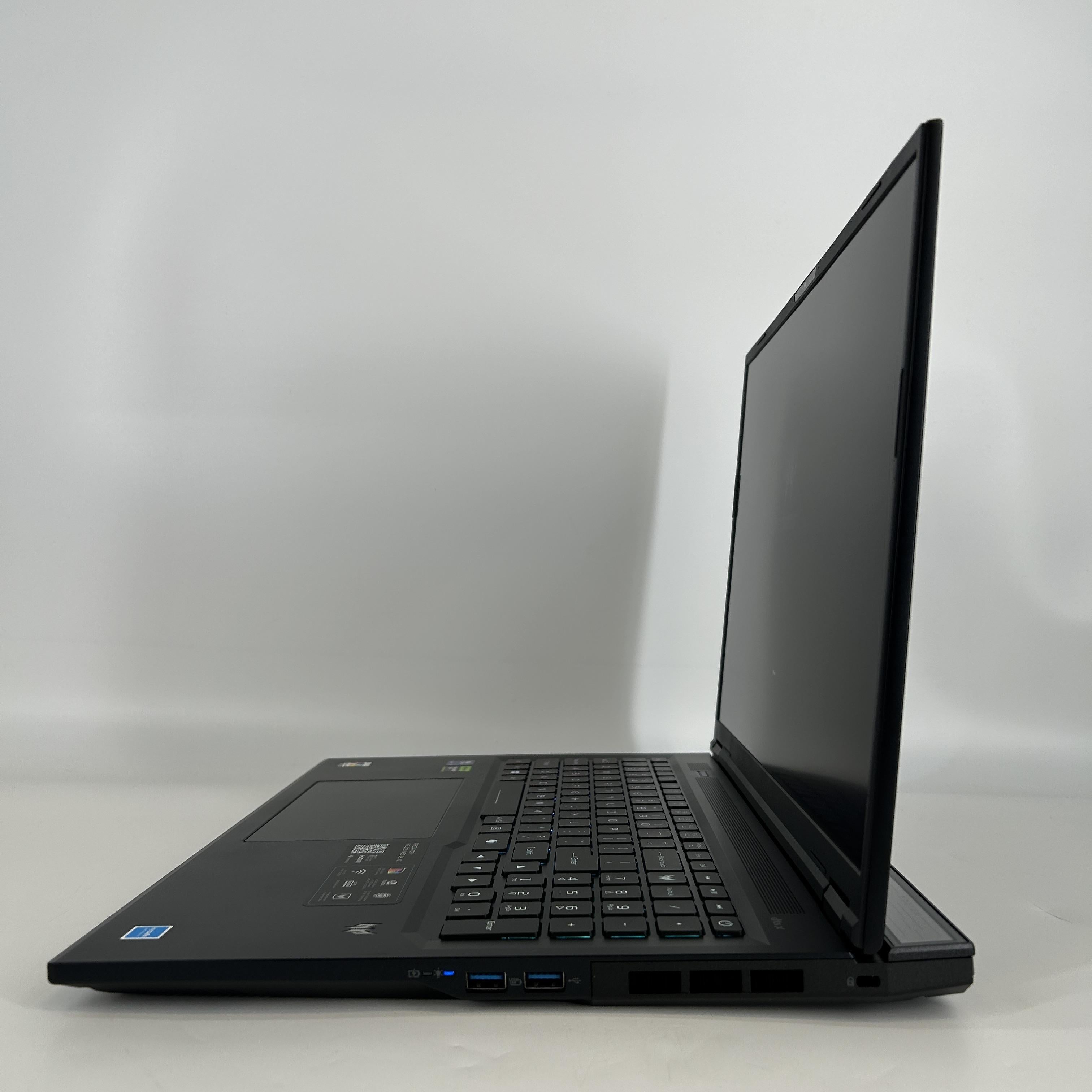 Acer Predator Helios Neo 18 AI 18 Blue 2.7 GHz Intel Core Ultra 9 Series 2 64GB RAM 2TB Solid State Drive NVIDIA GeForce RTX 5070 Ti 12 GB - Image 5