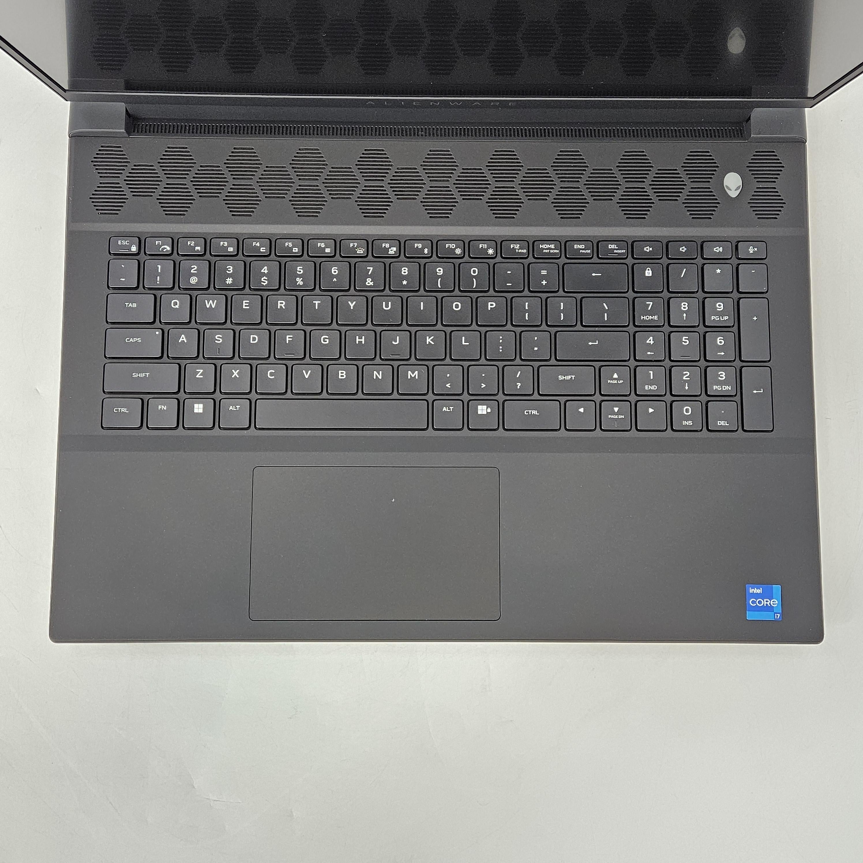 Alienware M18 R2 Black 2.2 GHz Intel Core i7 14th Gen. 16GB RAM 512GB Solid State Drive NVIDIA GeForce RTX 4060 8 GB - Image 2