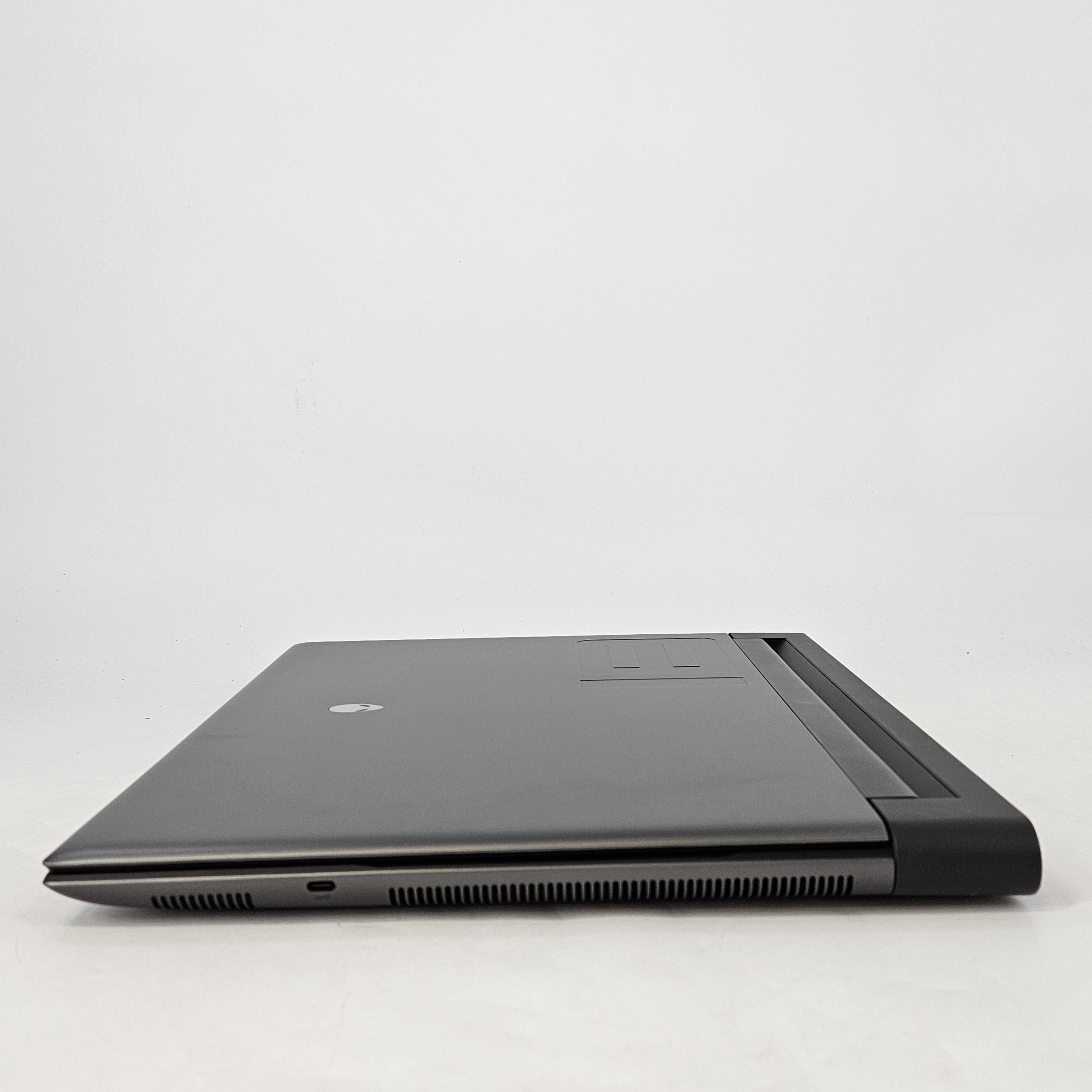 Alienware M18 R2 Black 2.2 GHz Intel Core i7 14th Gen. 16GB RAM 512GB Solid State Drive NVIDIA GeForce RTX 4060 8 GB - Image 11
