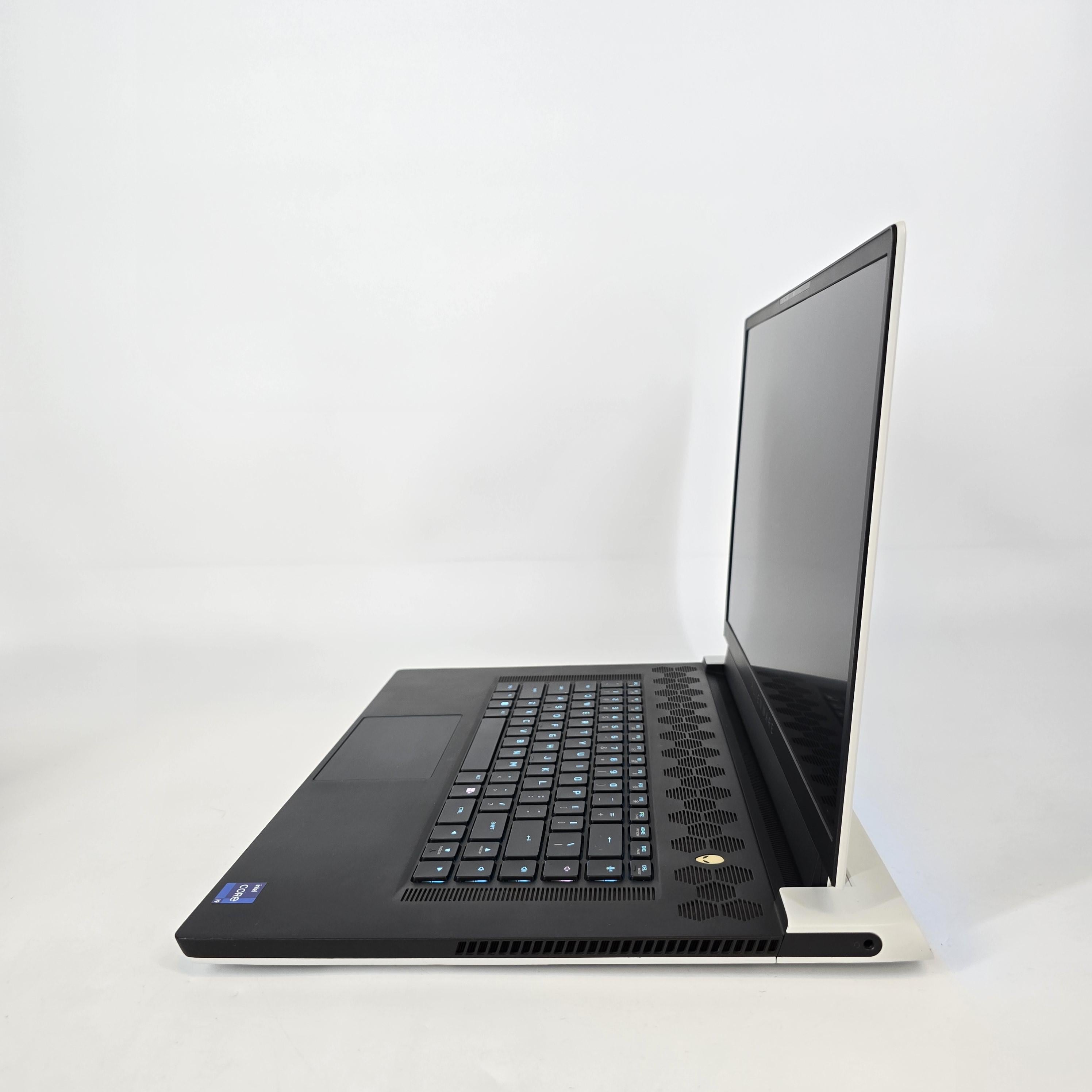 Alienware X17 R2 White 2.5 GHz Intel Core i9 12th Gen. 64GB RAM 2TB Solid State Drive NVIDIA GeForce RTX 3080 Ti 16 GB - Image 4