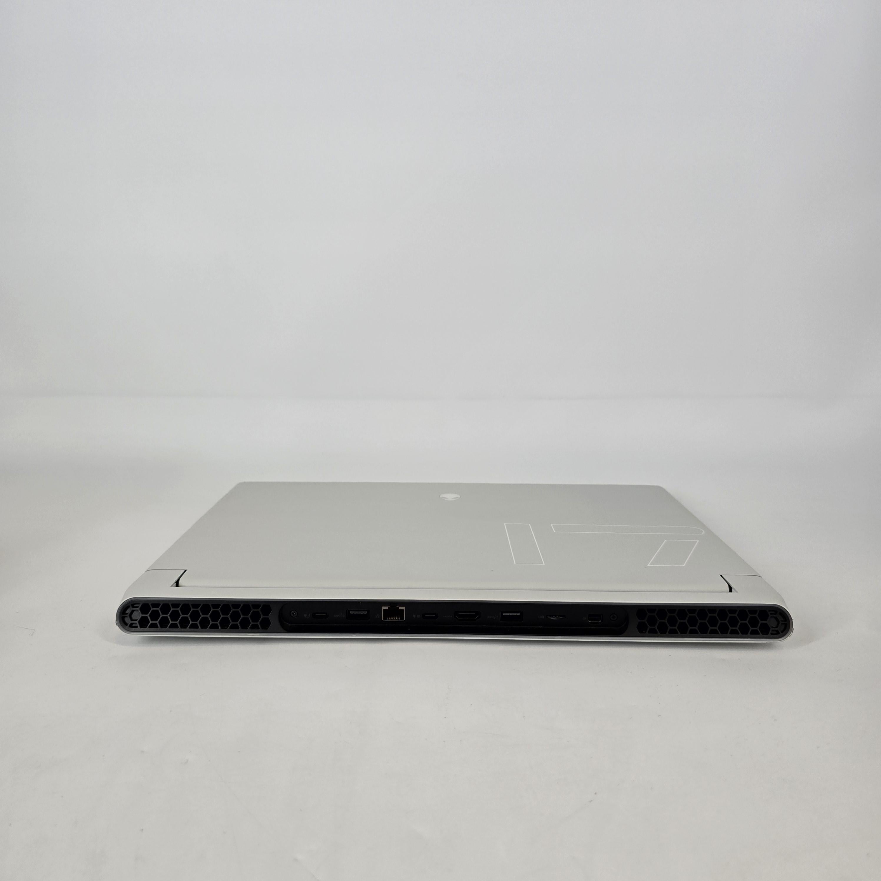 Alienware X17 R2 White 2.5 GHz Intel Core i9 12th Gen. 64GB RAM 2TB Solid State Drive NVIDIA GeForce RTX 3080 Ti 16 GB - Image 10